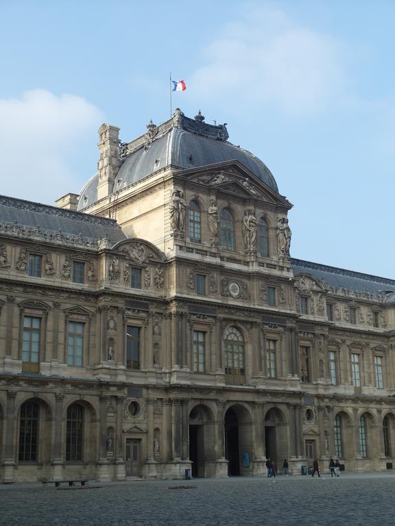 Chambre D Hote : Louvre Elegant Apt Suite Paris Exterior photo