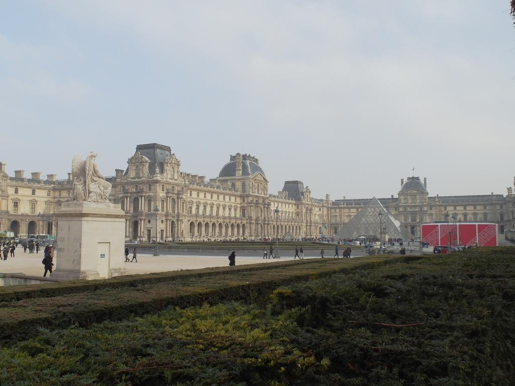 Chambre D Hote : Louvre Elegant Apt Suite Paris Exterior photo