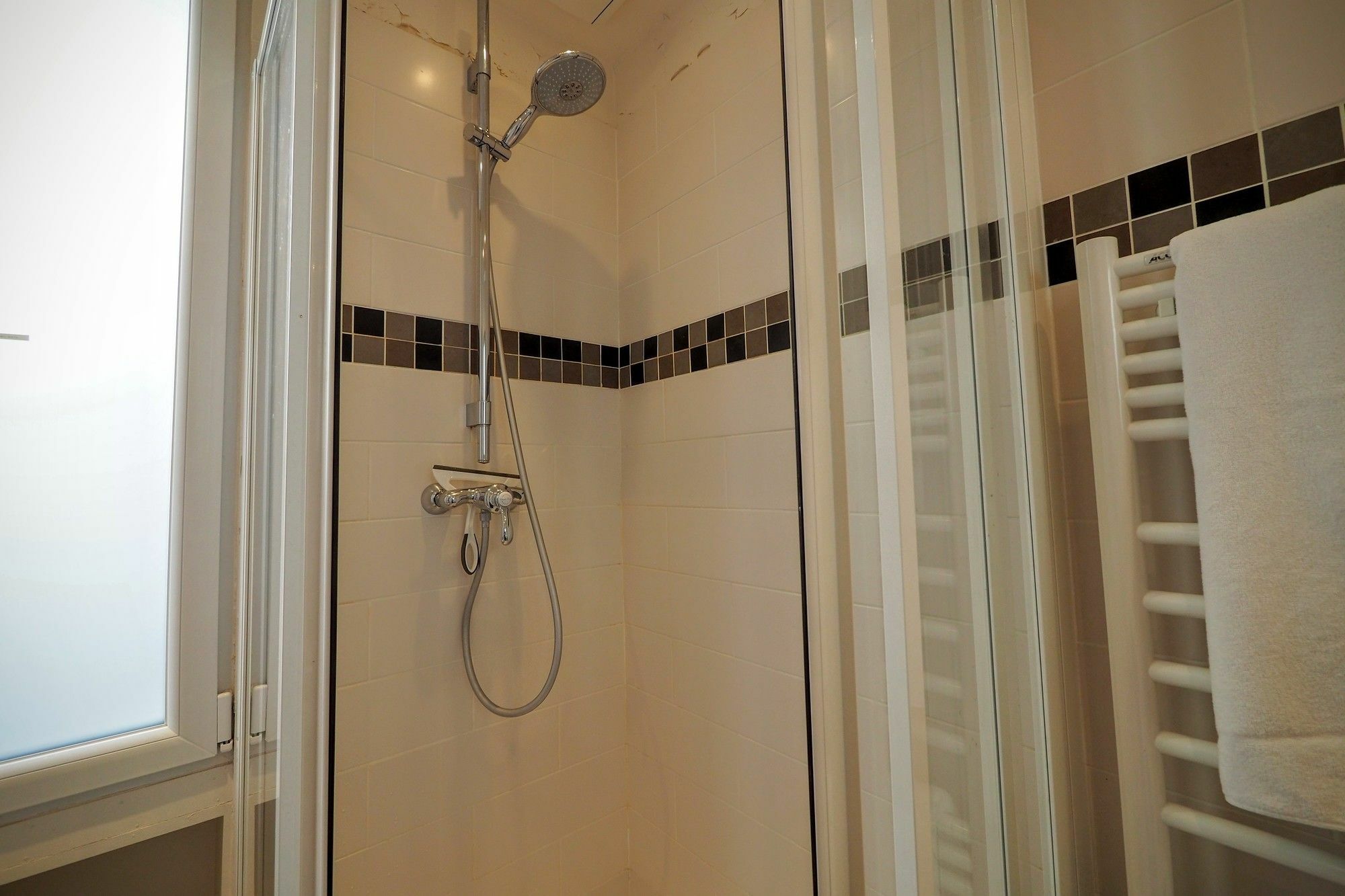 Chambre D Hote : Louvre Elegant Apt Suite Paris Exterior photo