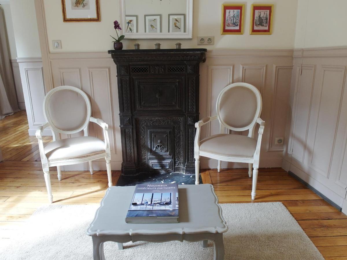Chambre D Hote : Louvre Elegant Apt Suite Paris Exterior photo