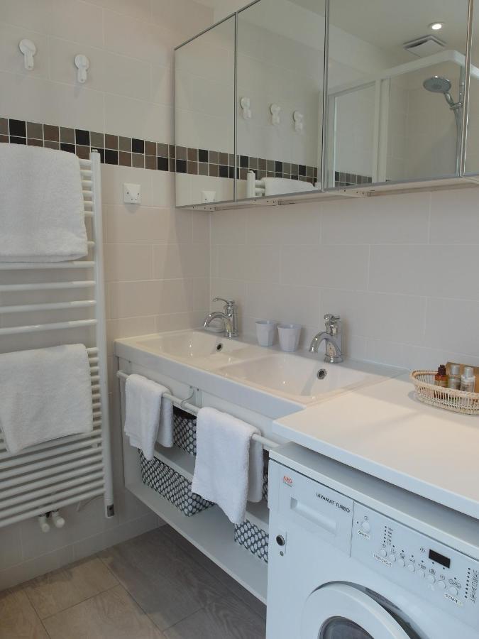 Chambre D Hote : Louvre Elegant Apt Suite Paris Exterior photo