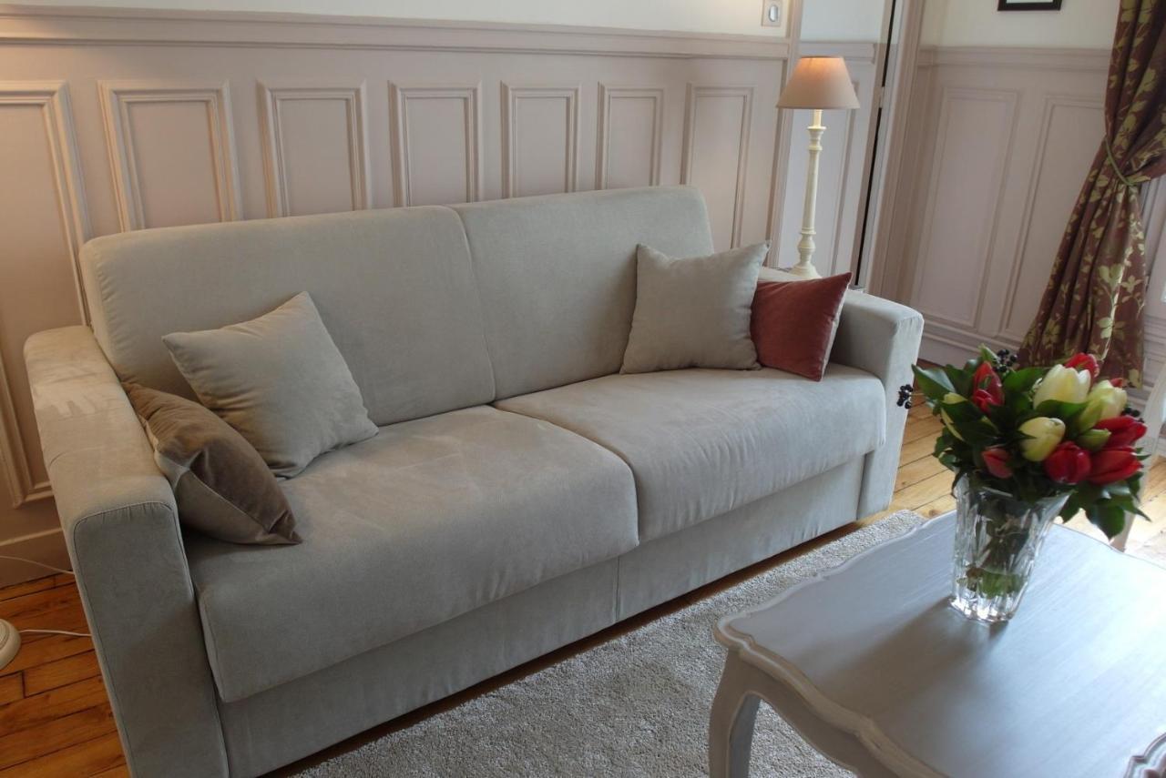 Chambre D Hote : Louvre Elegant Apt Suite Paris Exterior photo