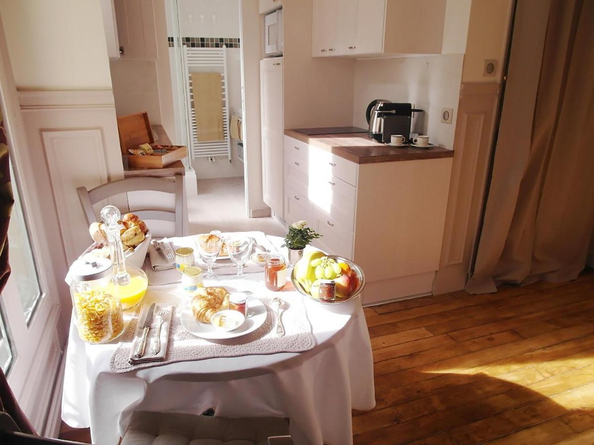 Chambre D Hote : Louvre Elegant Apt Suite Paris Exterior photo
