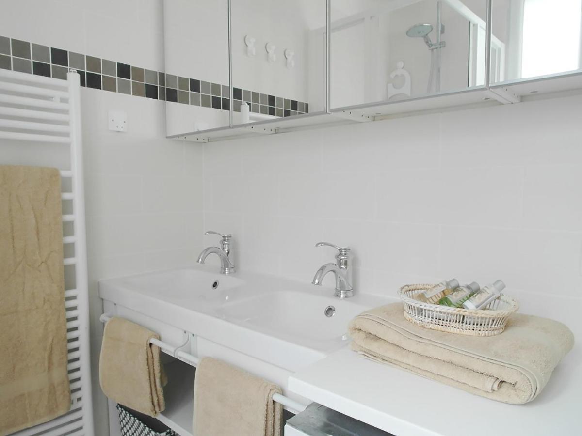 Chambre D Hote : Louvre Elegant Apt Suite Paris Exterior photo